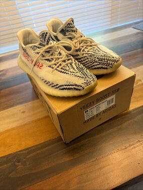 adidas Yeezy Boost 350 V2 White Zebra